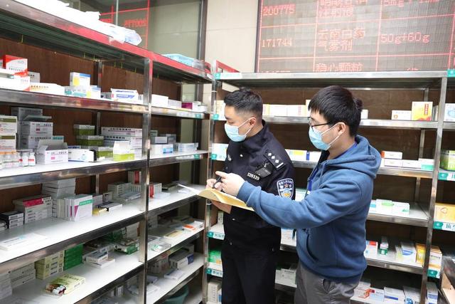 浙江南湖警方破获假冒品牌猫粮案 涉案金额1000余万元