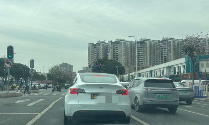 港澳居民驾车“北上”消费热情持续升温