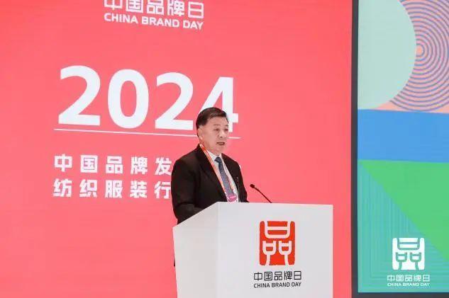 人保服务,人保财险 _运动服装行业市场深度调研2024：高级运动服装品牌在中国的增长势头强劲