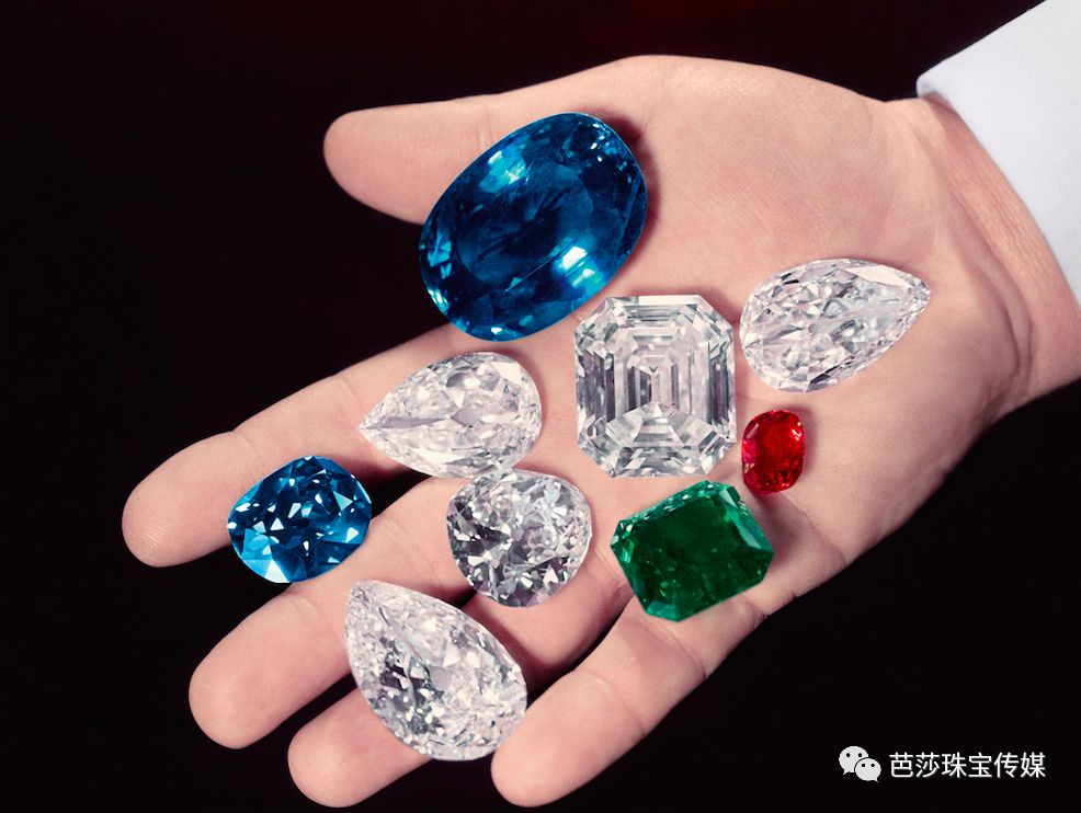 外媒：全球钻石巨头戴比尔斯停止生产培育珠宝钻石