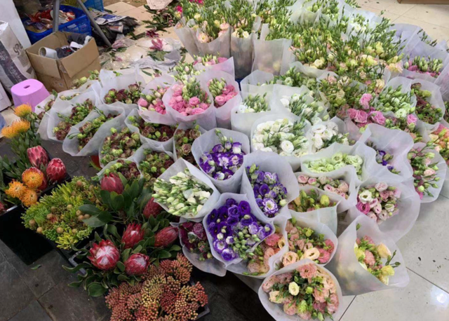 人保服务 ,人保伴您前行_鲜花经济”催生千亿级消费新蓝海 鲜花行业市场现状及前景趋势分析