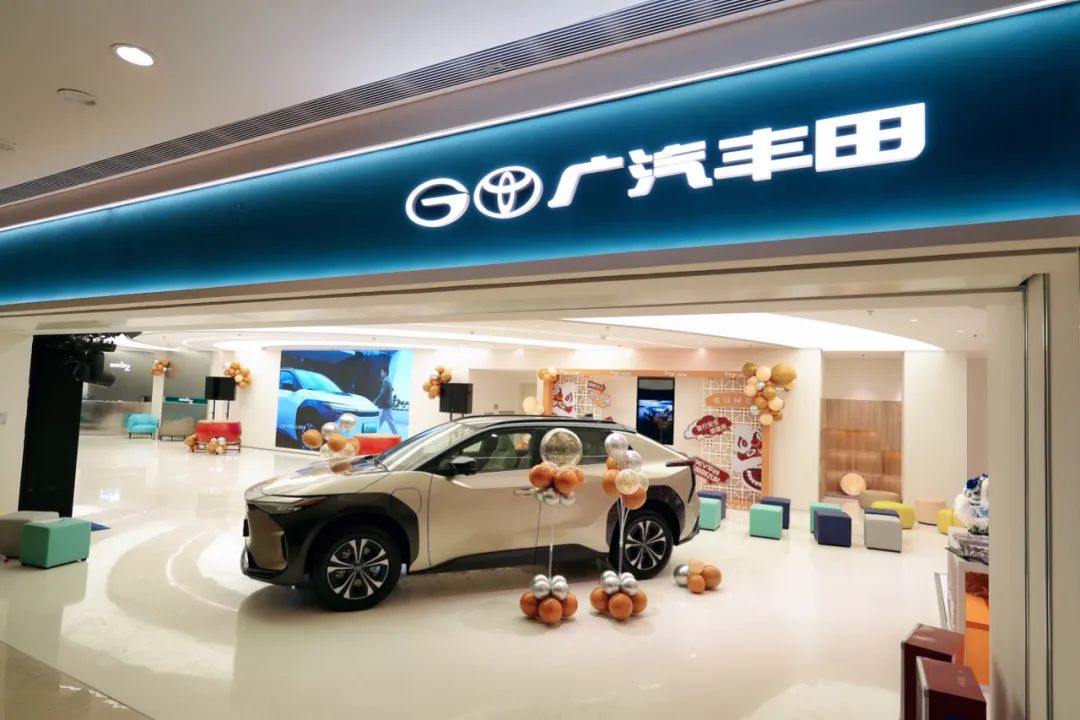 经销商倒在价格战下：国内销量第一的广汇汽车锁定面值退市，坐拥近700家4S店
