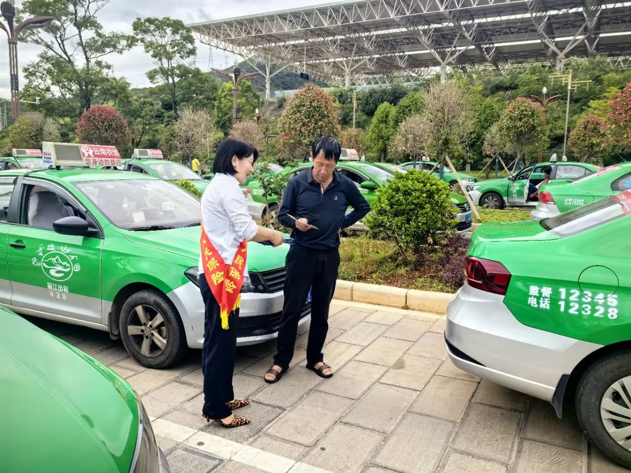 2024年中国汽车售后服务行业的市场发展现状及投资风险分析_人保财险政银保 ,人保车险