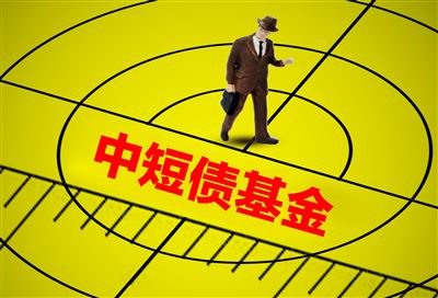 银行存款利率进入“1”时代，储蓄型保险成理财新宠，分红险重回C位迎考