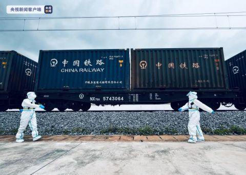 人保服务,人保伴您前行_铁路货运行业市场深度调研2024：三季度国家铁路累计发送货物超10亿吨