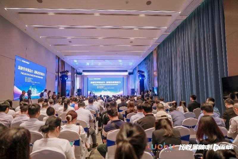 职业服装行业产业链结构及投资分析_人保服务,拥有“如意行”驾乘险，出行更顺畅！