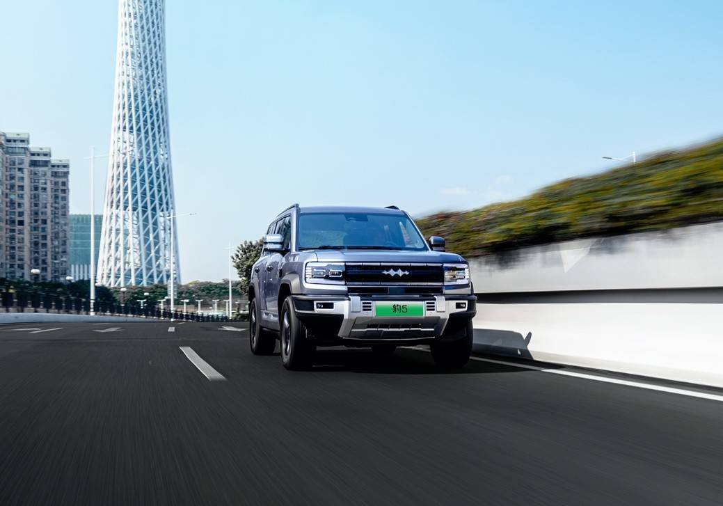 智能视听行业市场深度调研及投资策略预测 耳朵经济火了 播客从小众走向大众_人保财险政银保 ,人保财险