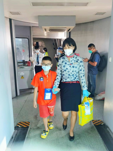 人保伴您前行,拥有“如意行”驾乘险，出行更顺畅！_2025年塑料包装容器行业政策分析及前景预测