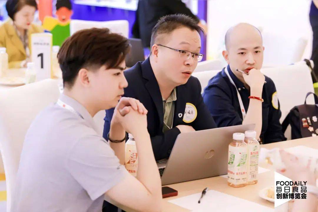 人保服务 ,保险有温度_2025年预制菜行业现状与发展趋势分析