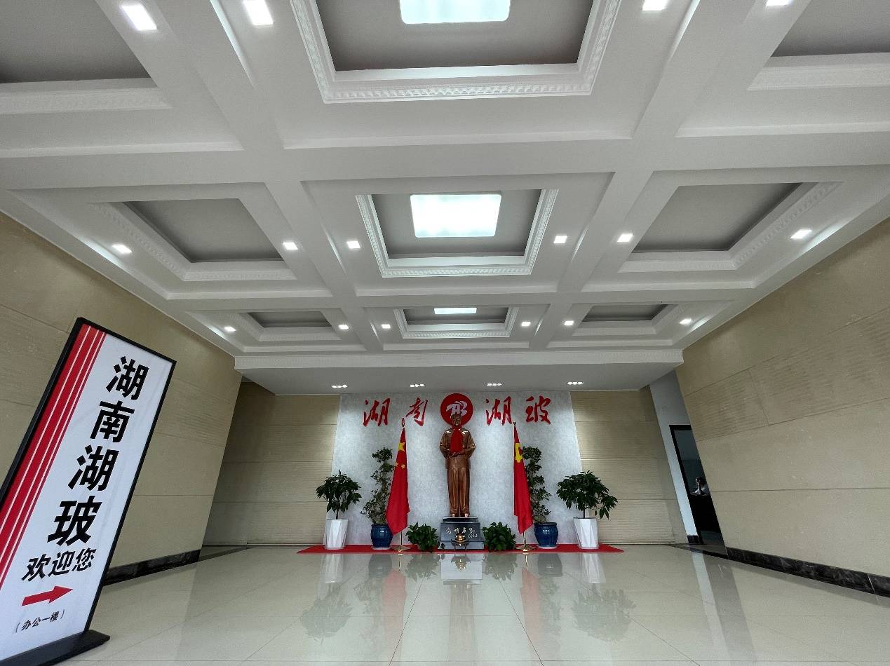 人保服务 ,人保服务_2025年玻璃制品行业现状与发展趋势分析