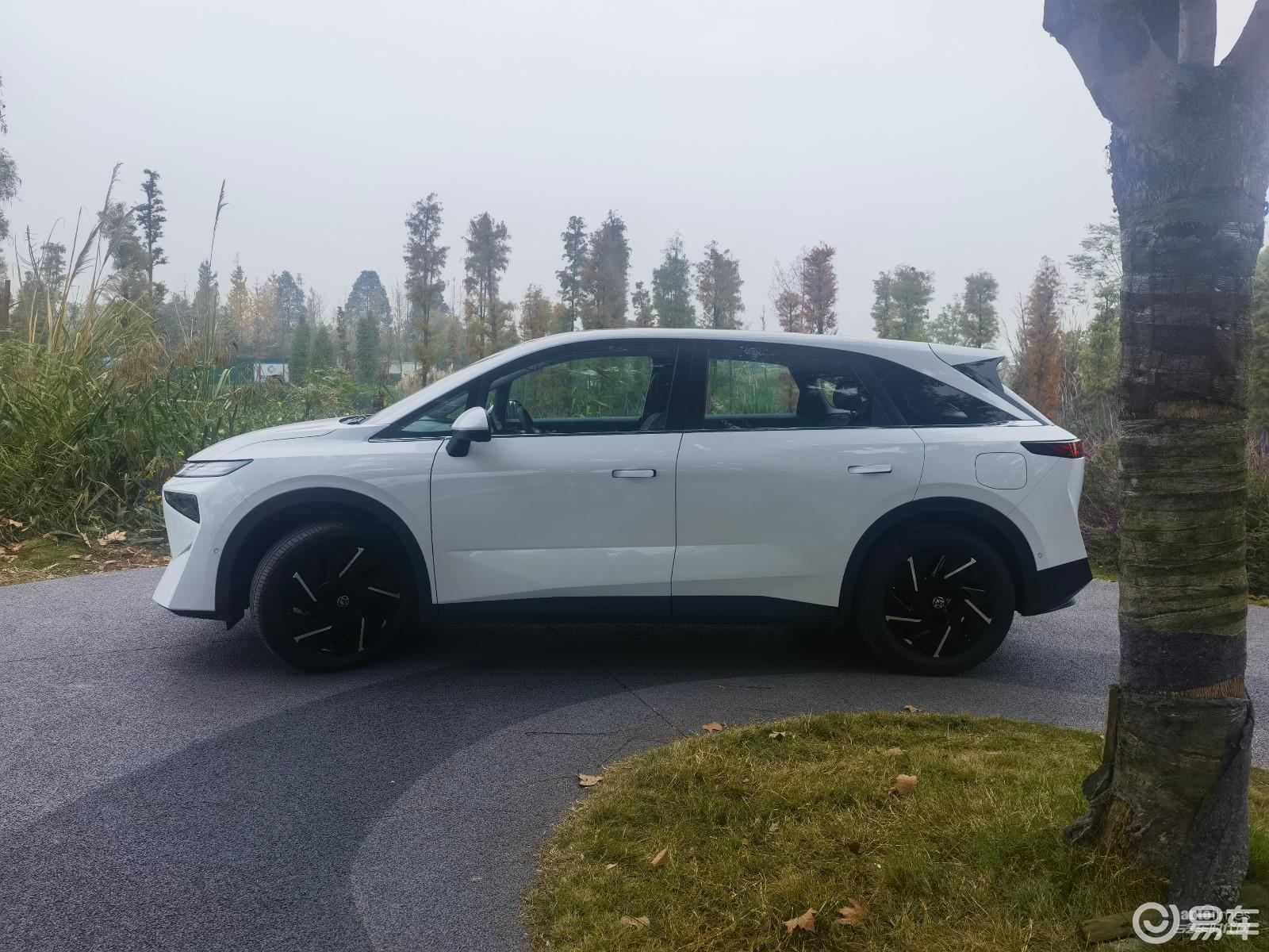 人保财险政银保 ,拥有“如意行”驾乘险,出行更顺畅!_电子纸行业产业链结构及投资分析