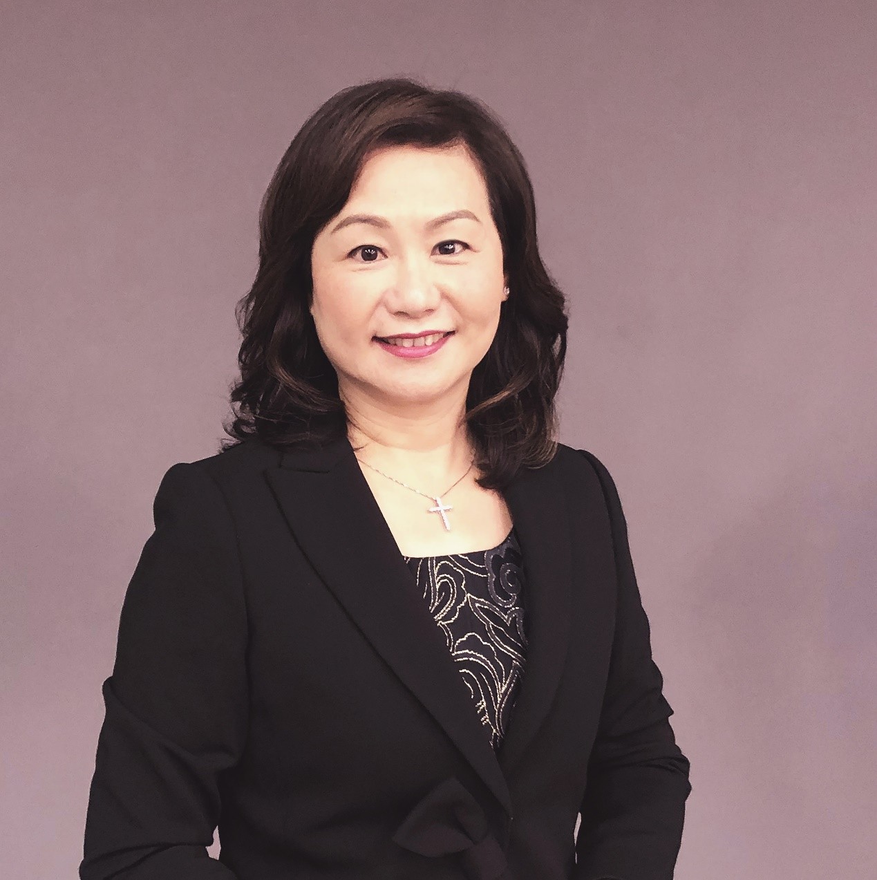 友邦人寿保险代理人：“她力量”护航可持续未来