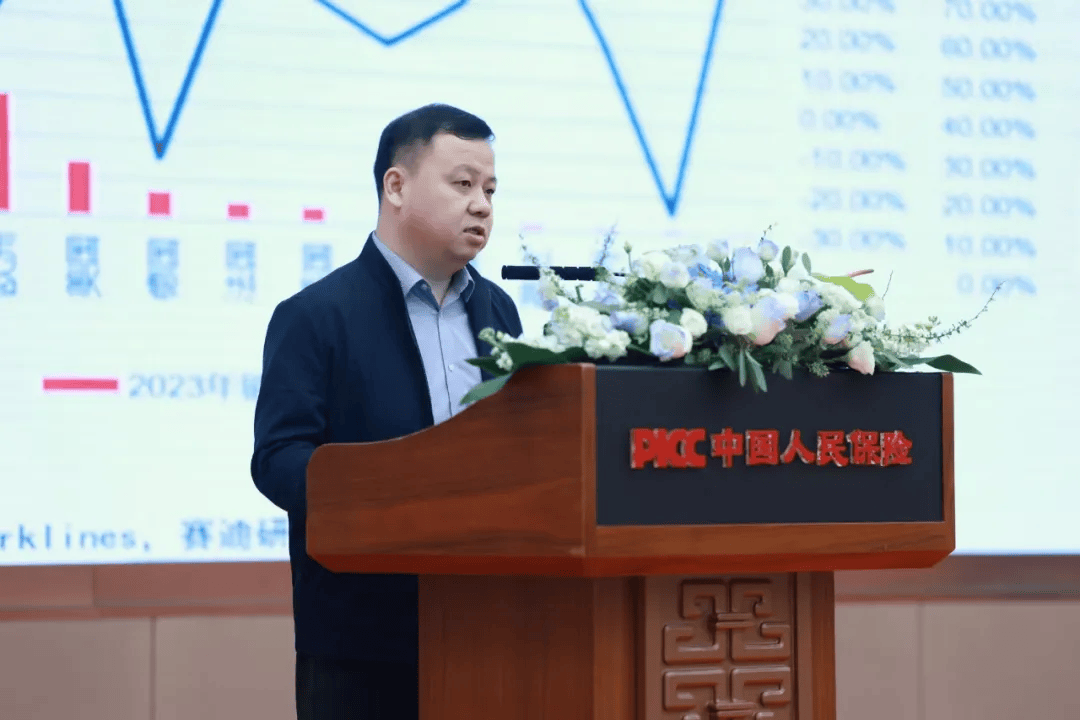 人保服务,人保有温度_2025年北美绿色经济行业投资价值研究:技术深化+产业协同