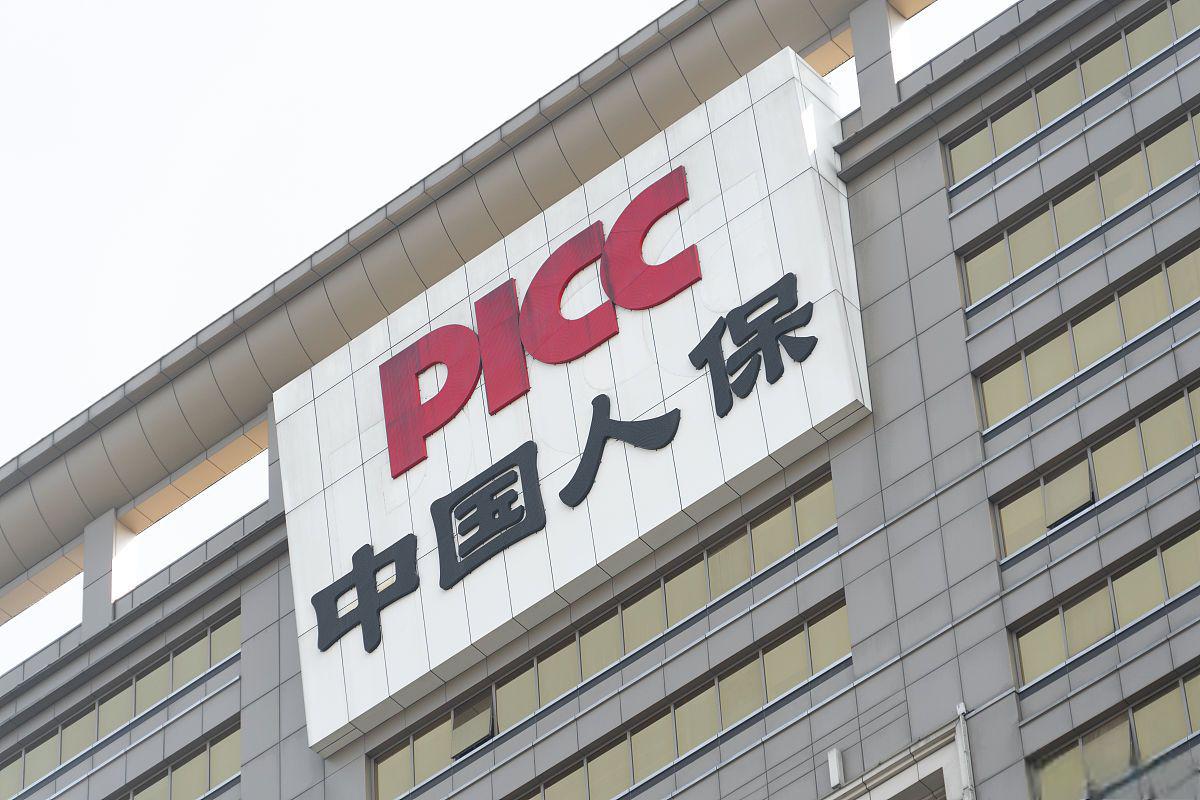 人保服务 ,人保伴您前行_智能安防重构万亿赛道，2025-2030中国保安服务行业竞争格局预测与投资战略解码