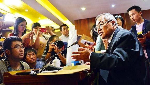 证监会副主席陈华平：推动资本市场高质量发展,提升投资者服务水平