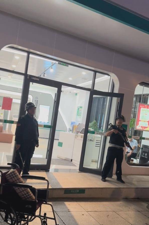 农行回应重病客户取款时不幸去世：高度重视 已第一时间成立专项工作组