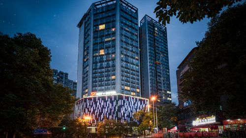 周边酒店爆单、带动4亿消费，你看不懂的漫展为何如此吸引年轻人？