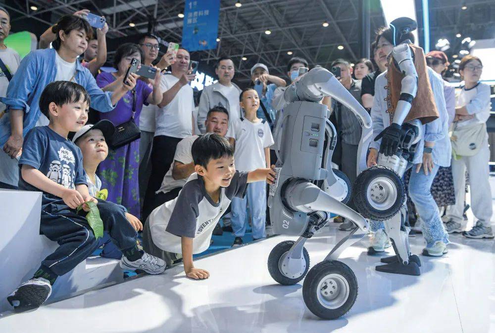 人工智能ai机器人_人保伴您前行,拥有“如意行”驾乘险，出行更顺畅！