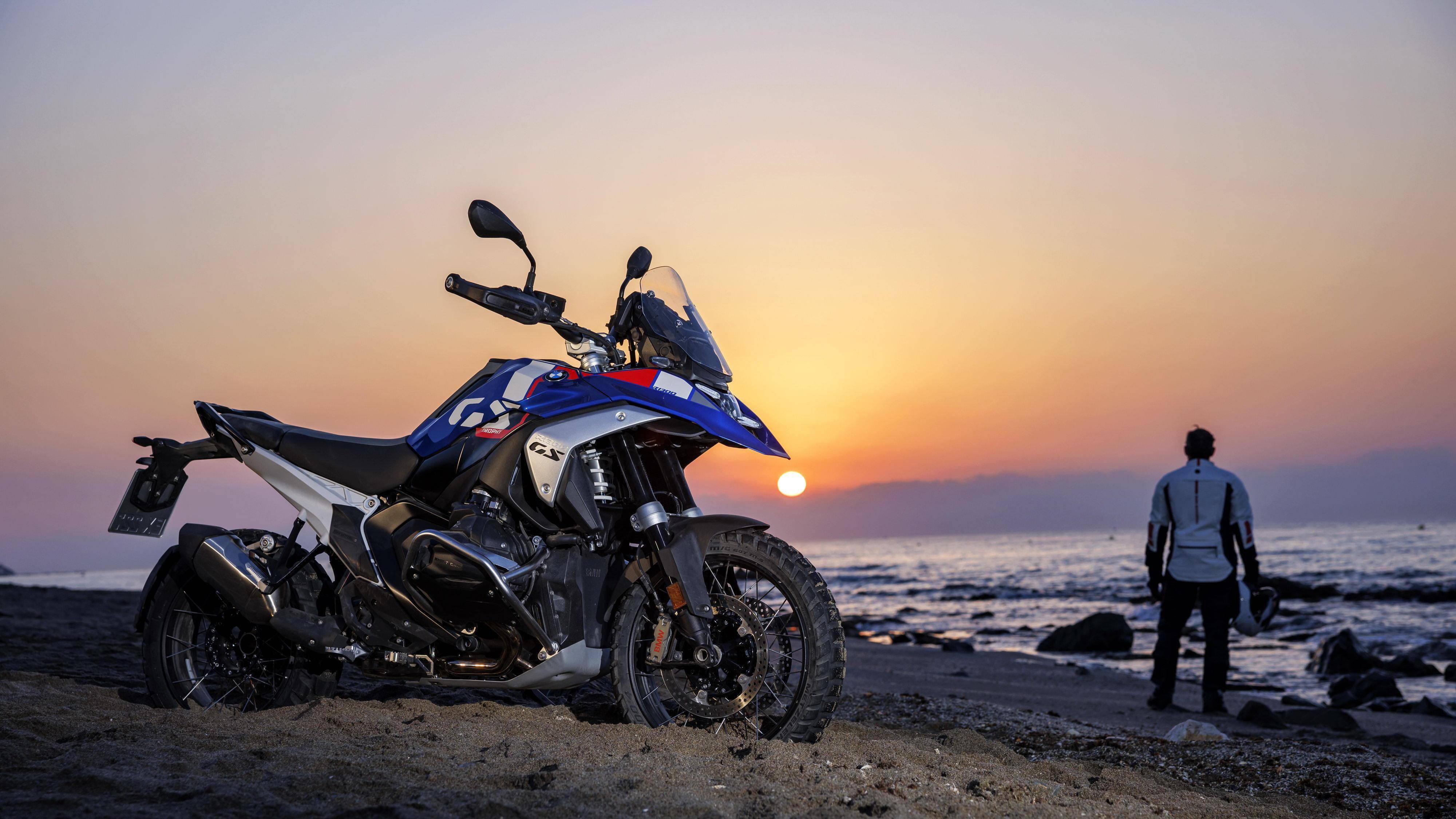宝马召回72辆进口M1000R、M1000XR系列摩托车