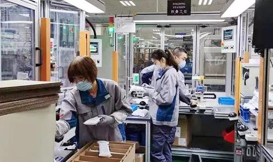 产业一线丨直播间开进工厂里！宠物食品企业如何迎战618？