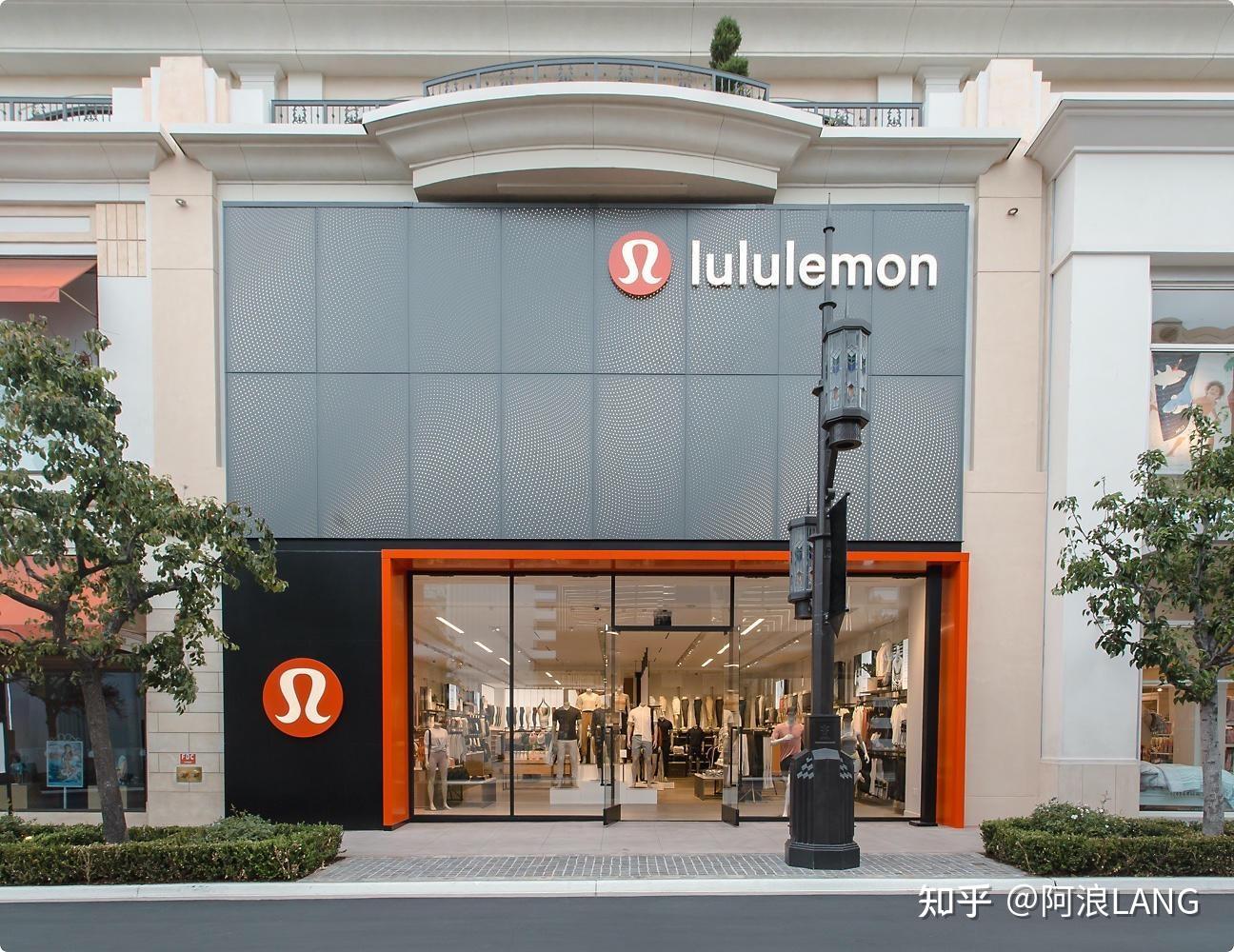 Lululemon下调全年盈利指引 盘后跌超22%