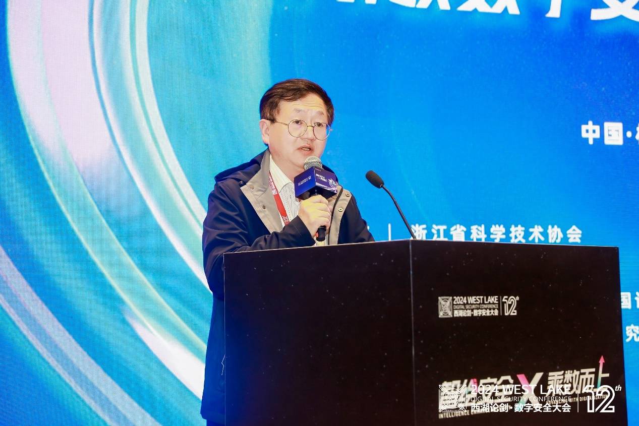 人保有温度,人保护你周全_时尚穿搭产业全景分析市场未来路线，数字浪潮中的消费引擎