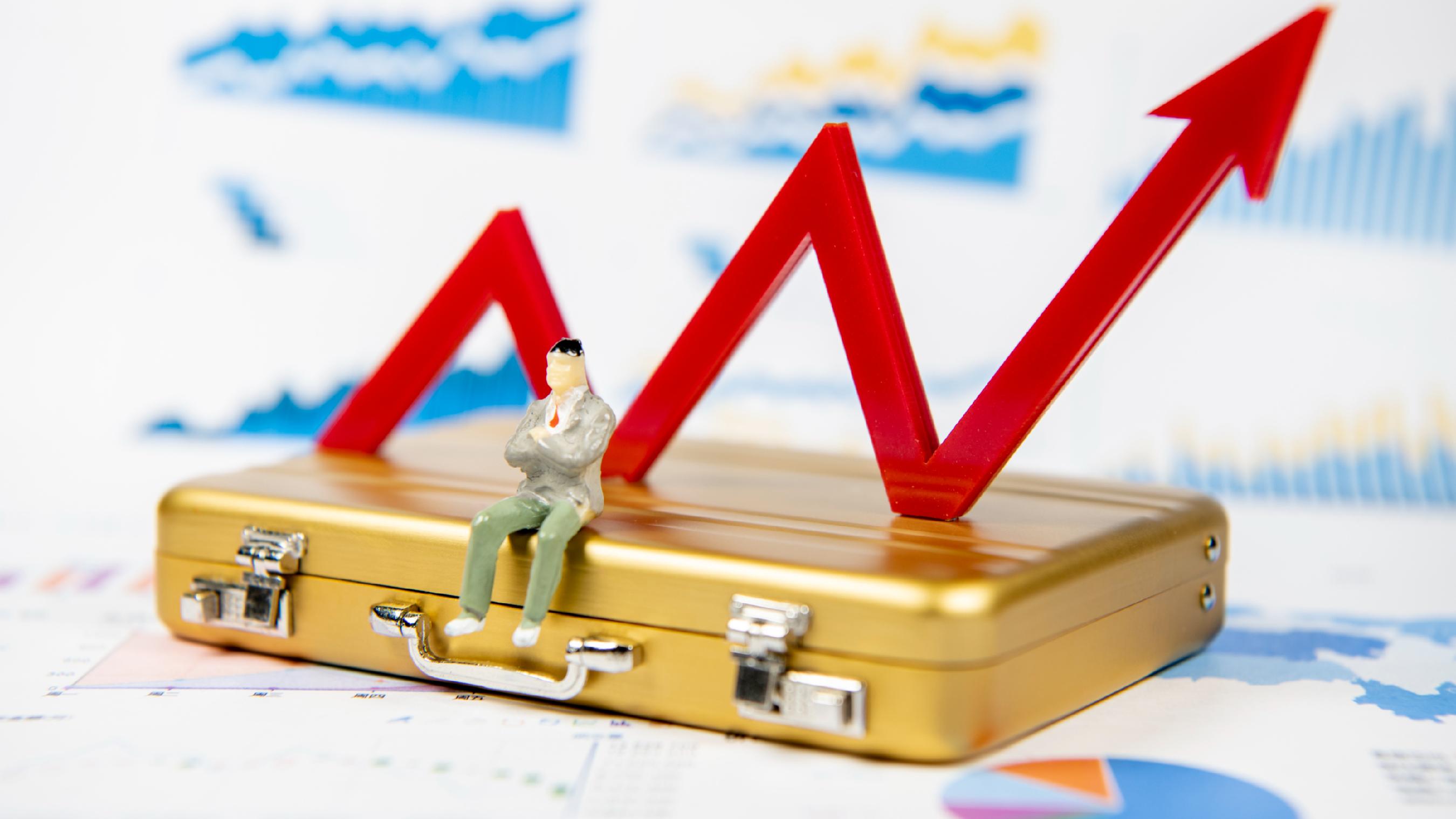 股票策略占据主导 前5个月私募证券基金备案量增逾45%