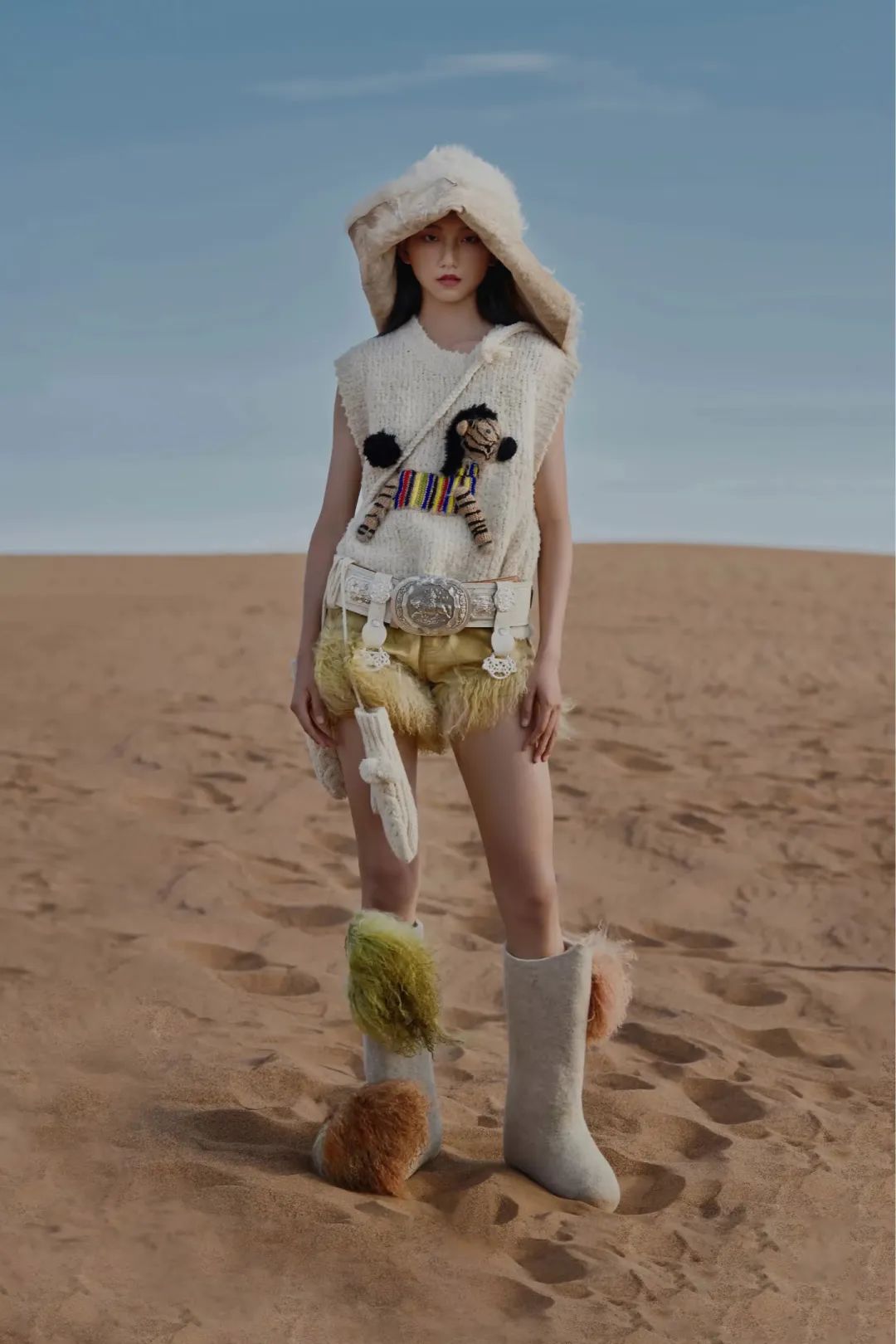 2025年时尚穿搭行业市场调查及发展趋势预测_拥有“如意行”驾乘险，出行更顺畅！,人保护你周全