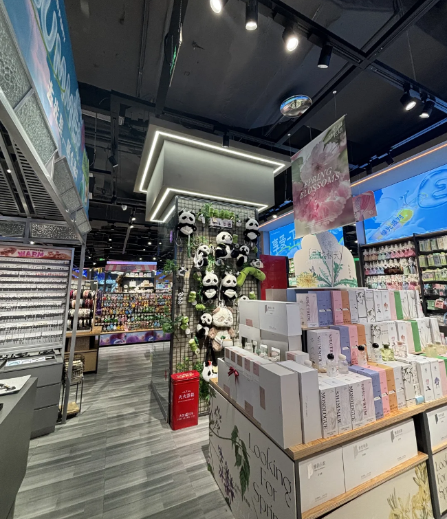 2025年中国布艺床行业:同质化竞争加剧,企业如何“破局”?_人保服务 ,人保伴您前行