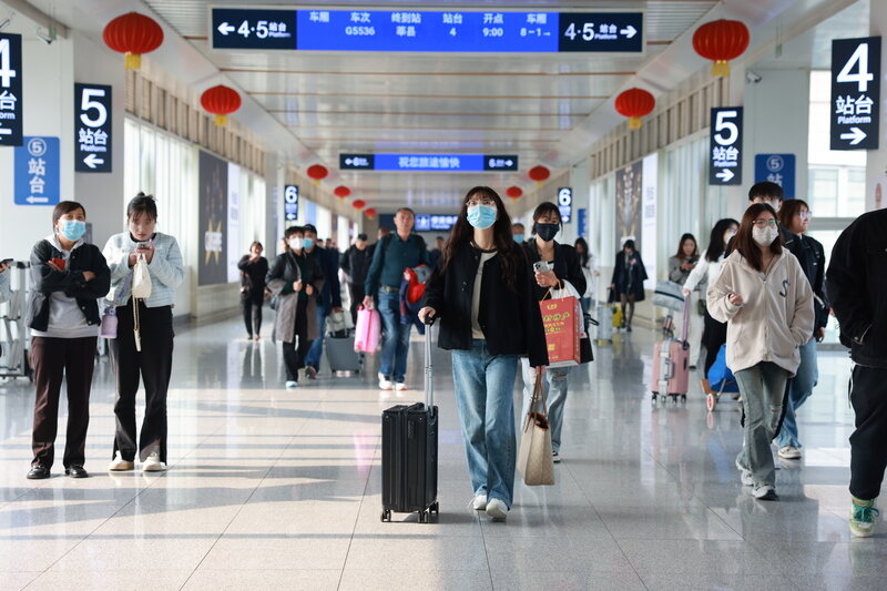 人保服务,拥有“如意行”驾乘险，出行更顺畅！_2025年方便食品行业：向“营养+场景”双驱动转型