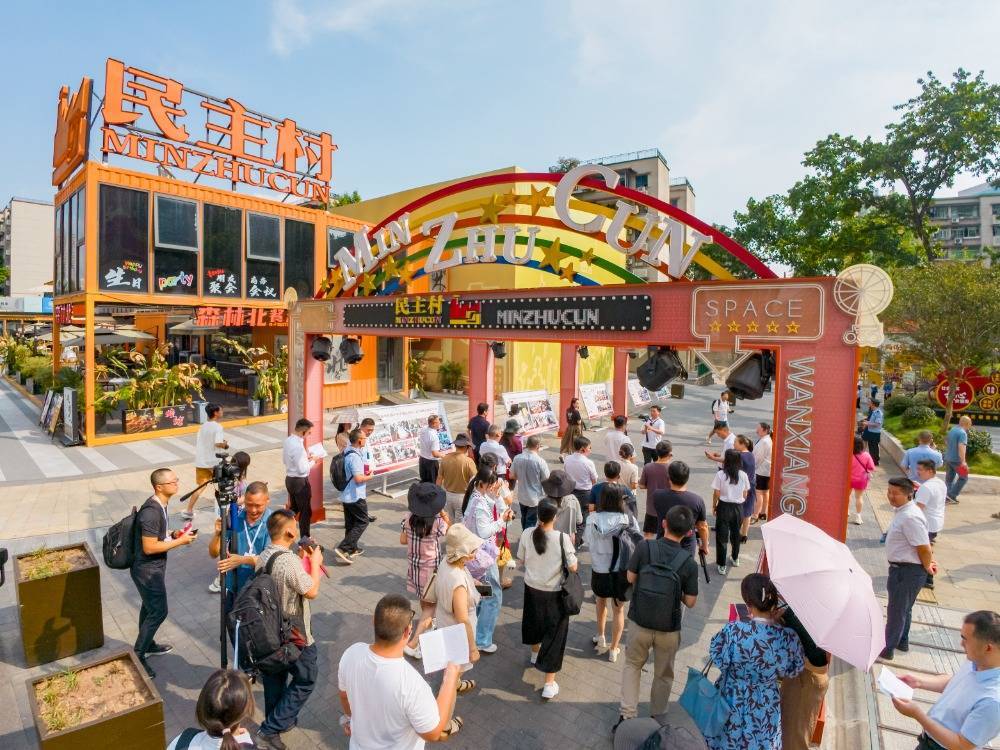 （活力中国调研行）重庆“锁山”记：百万方危岩治理护航黄金水道