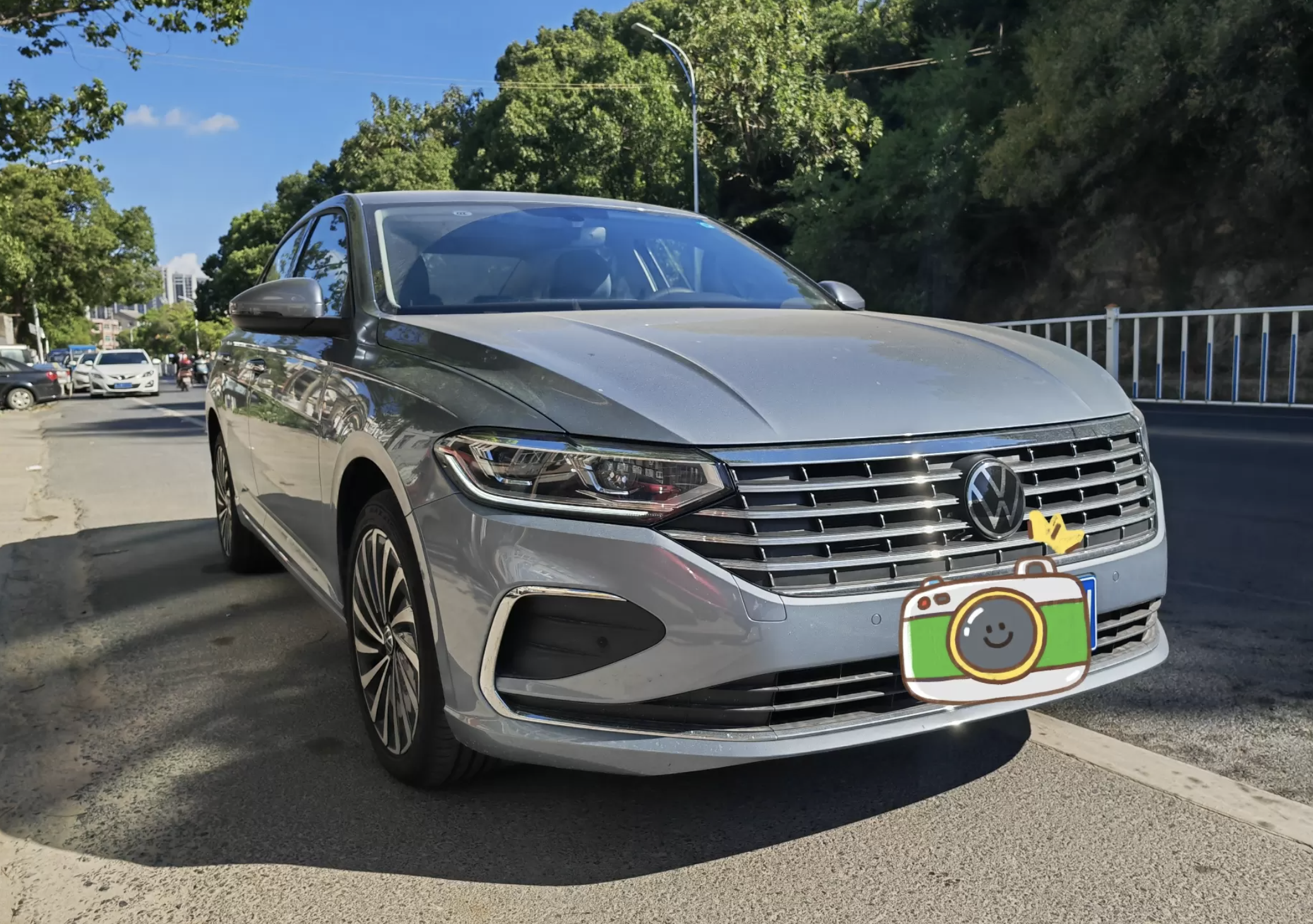 人保伴您前行,拥有“如意行”驾乘险，出行更顺畅！_2025年中国服装物流行业：全渠道融合与全球化布局双轮驱动