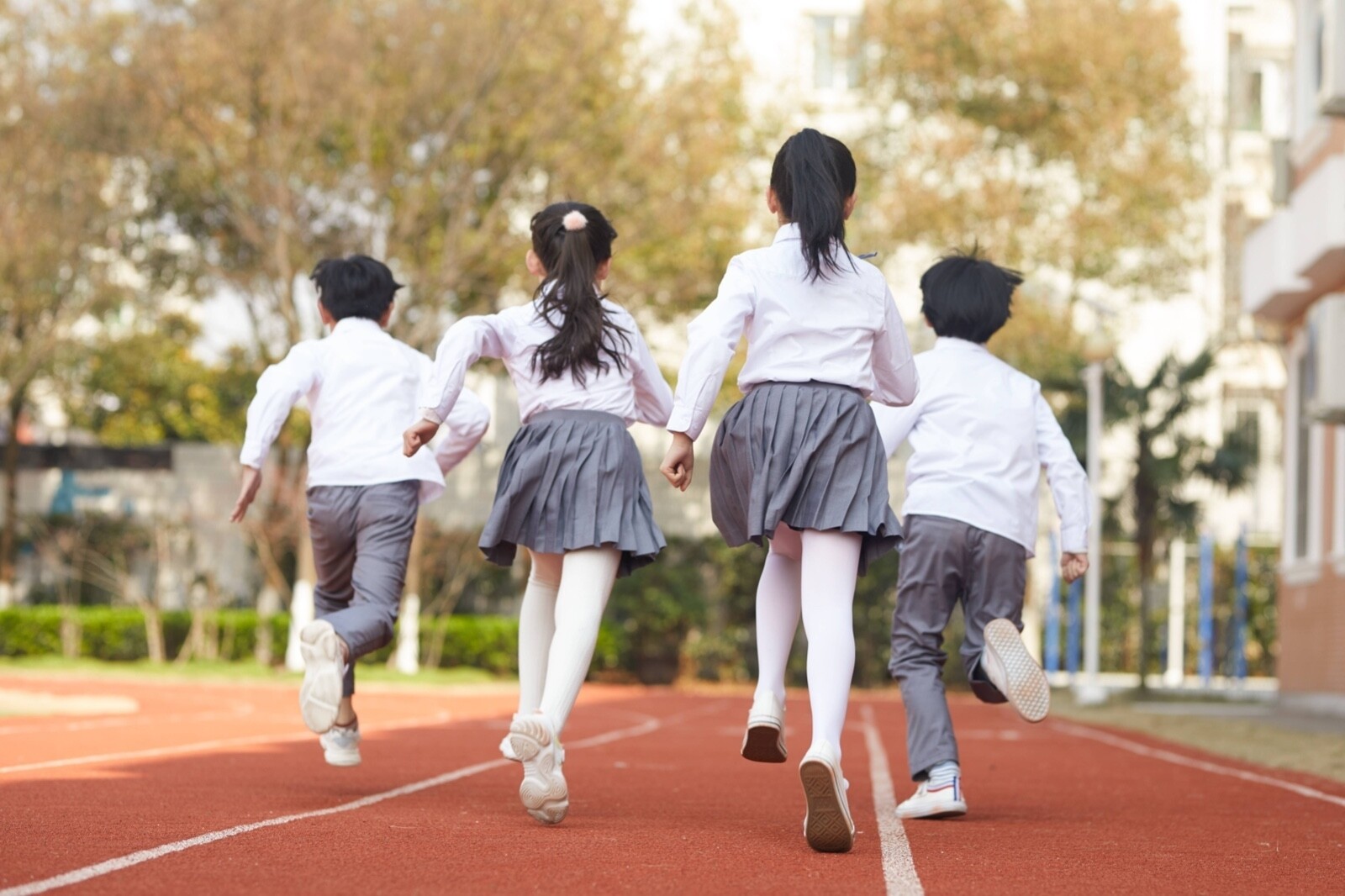小学生.jpeg