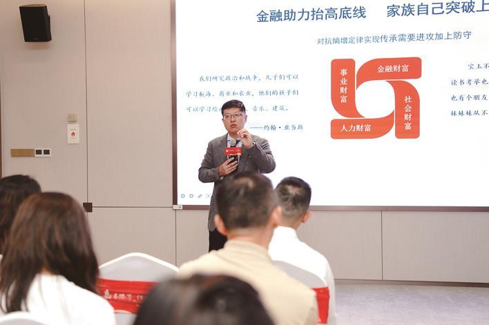 半年新增15万高净值客户，私人银行成中收增长动力