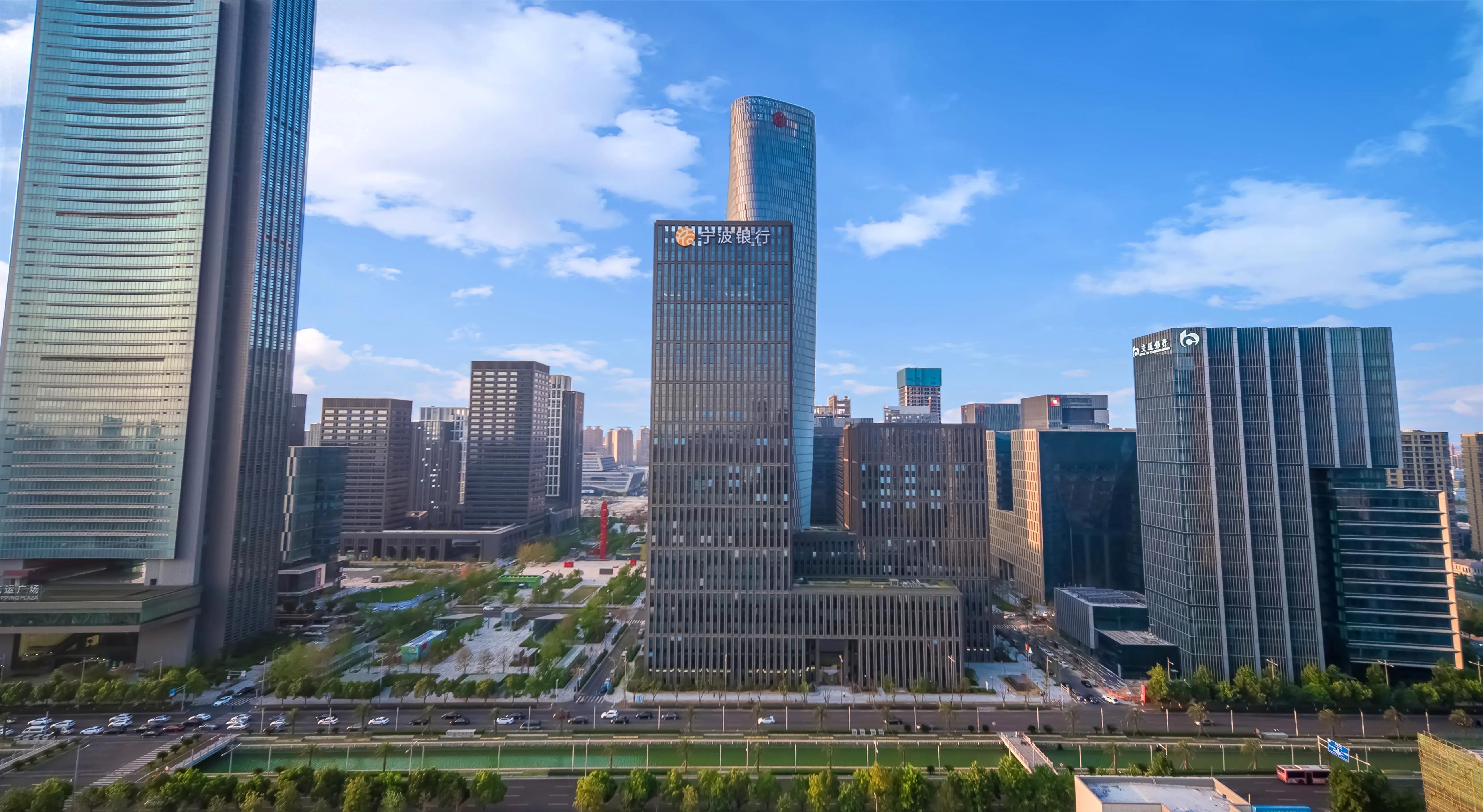 人保财险 ,人保护你周全_2025中国数据资产市场规划研究及未来潜力预测