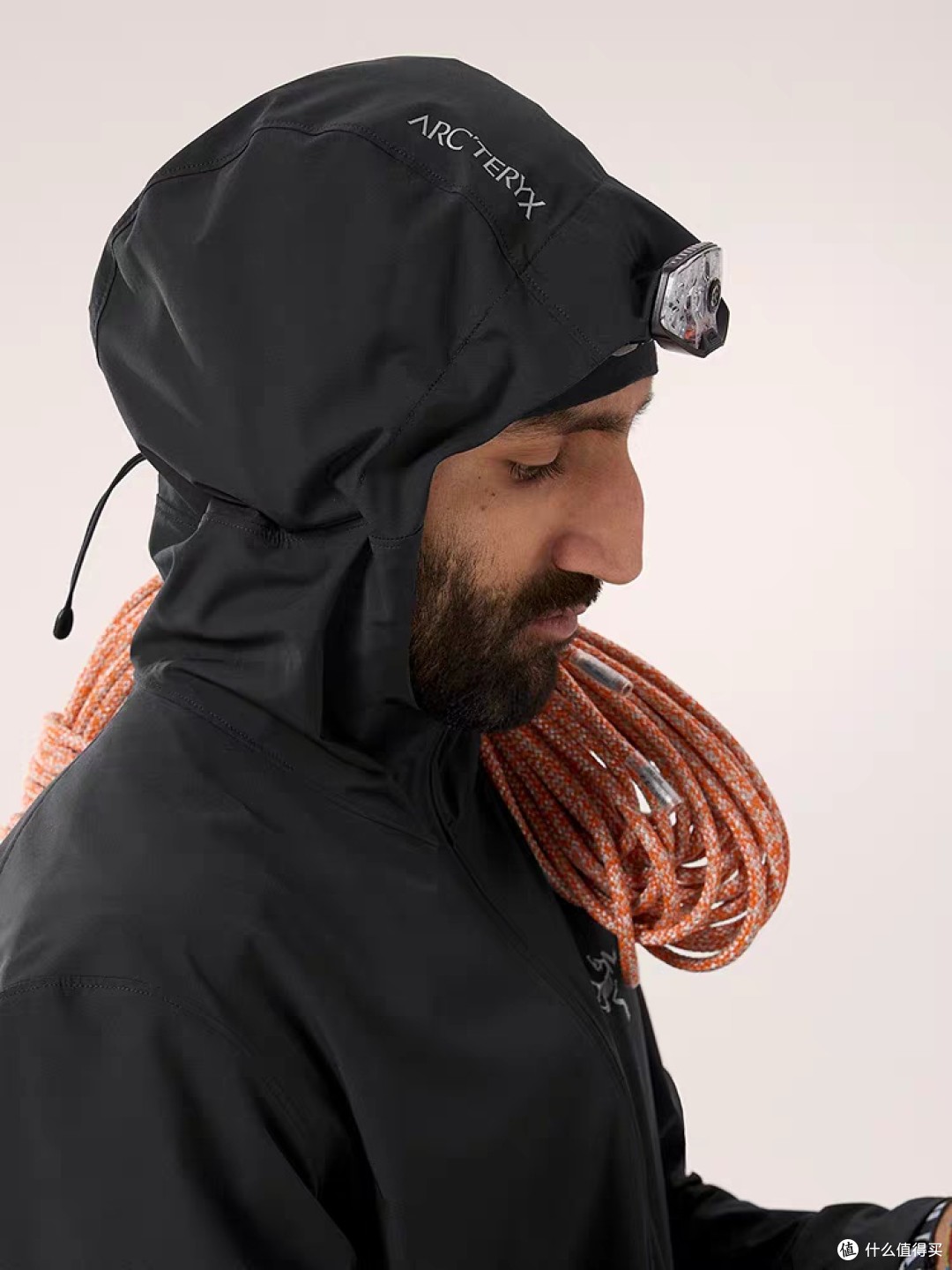 始祖鸟烟花秀陷争议，三协会发声