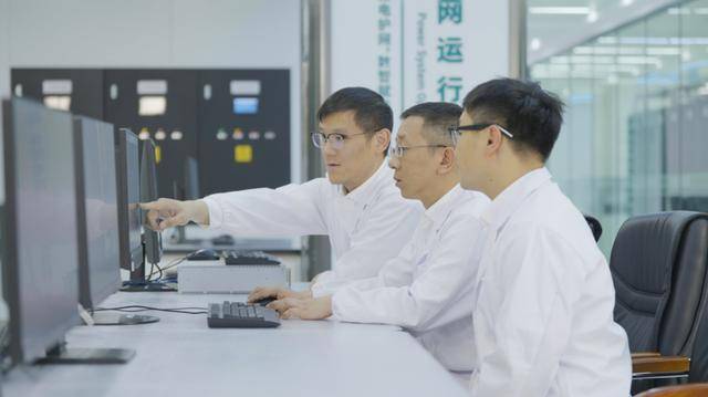 (砥砺奋进七十载 天山南北谱华章)新疆四项重点超高压电网工程进入基础建设关键期