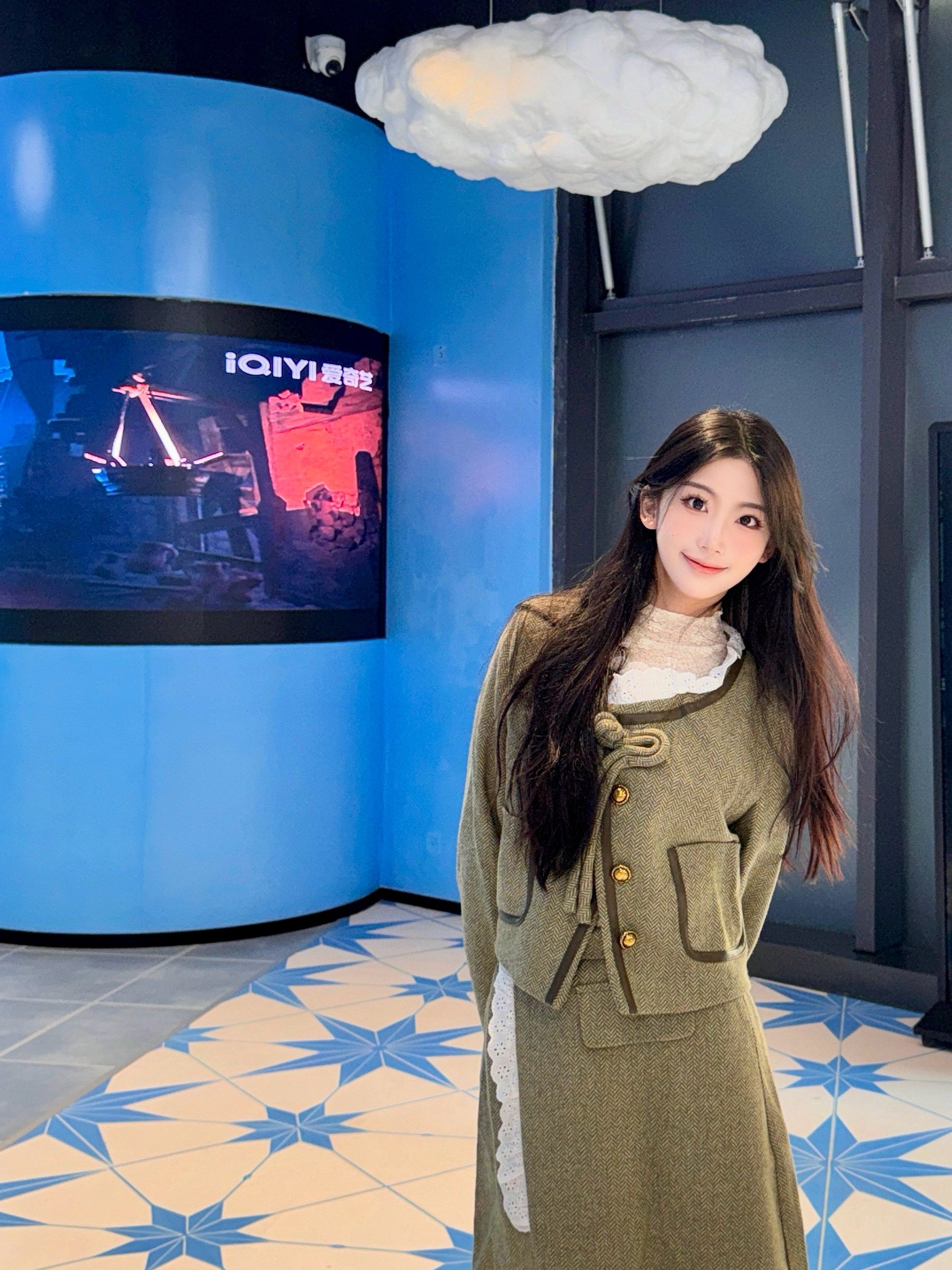 VR试衣镜、机器人乐队各展身手 湖南涌现新型数字消费