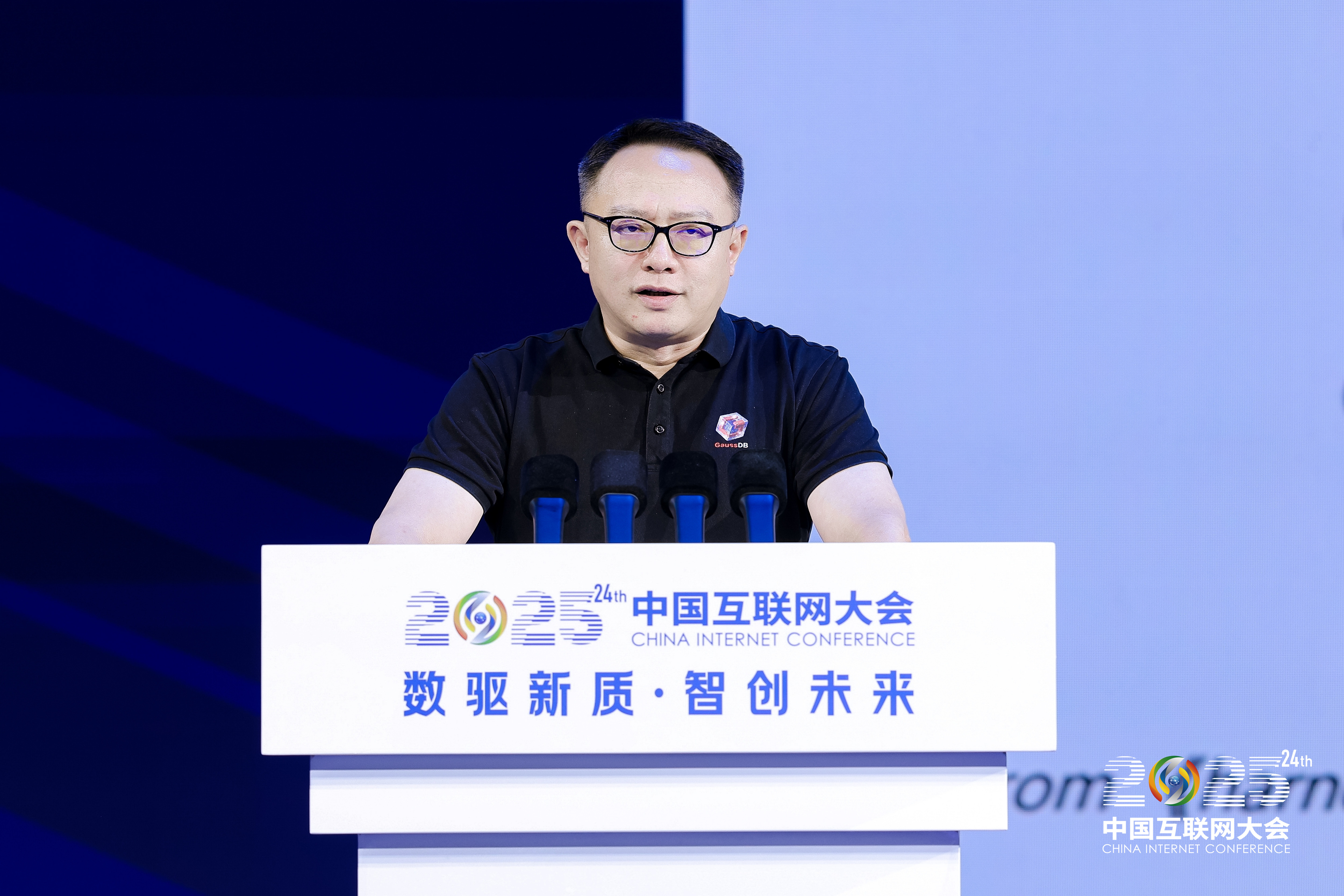 专家学者江西南昌探讨“AI+制造”赋能产业转型升级