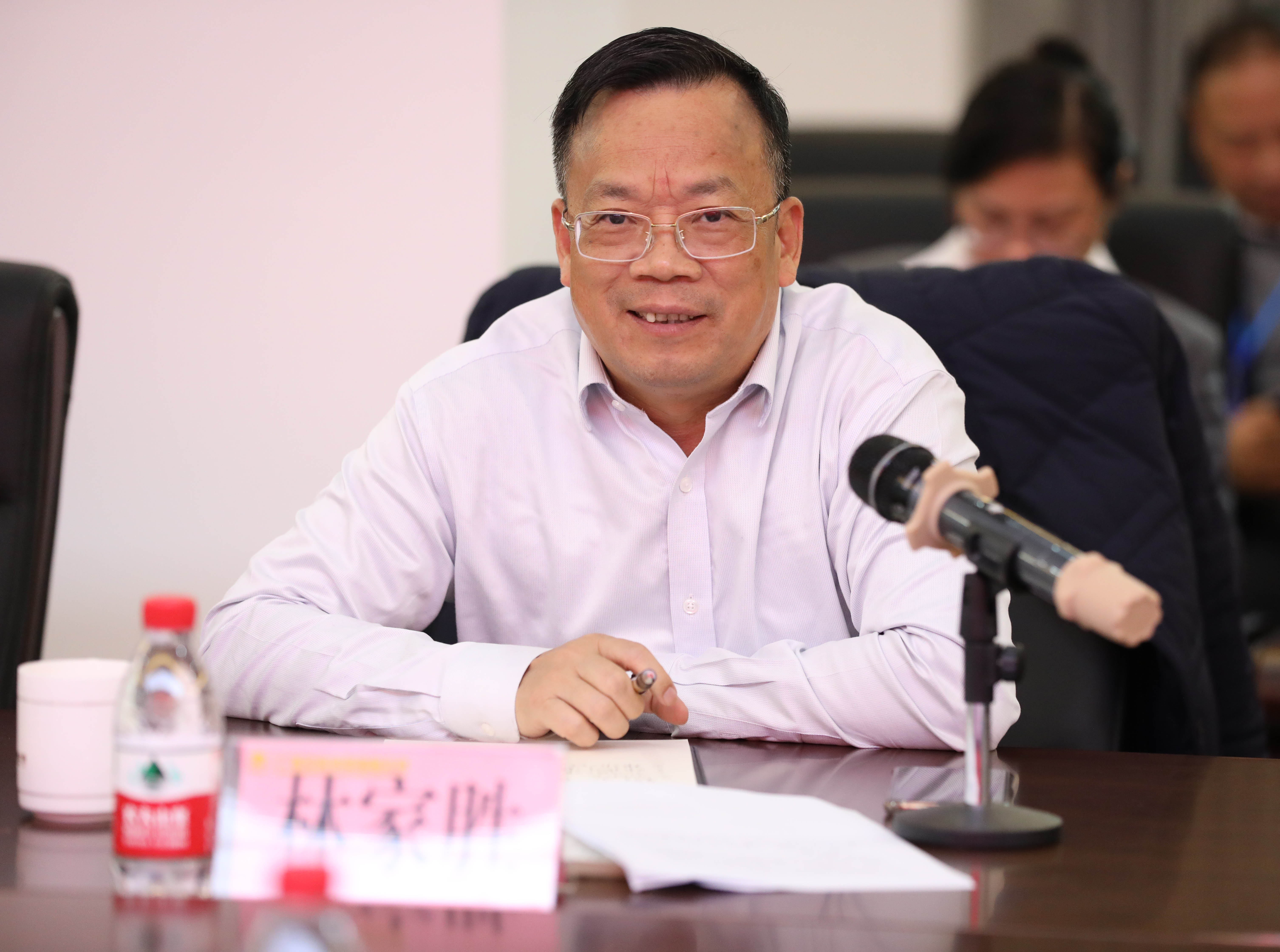 重庆两江投资集团原董事长李谨被开除党籍