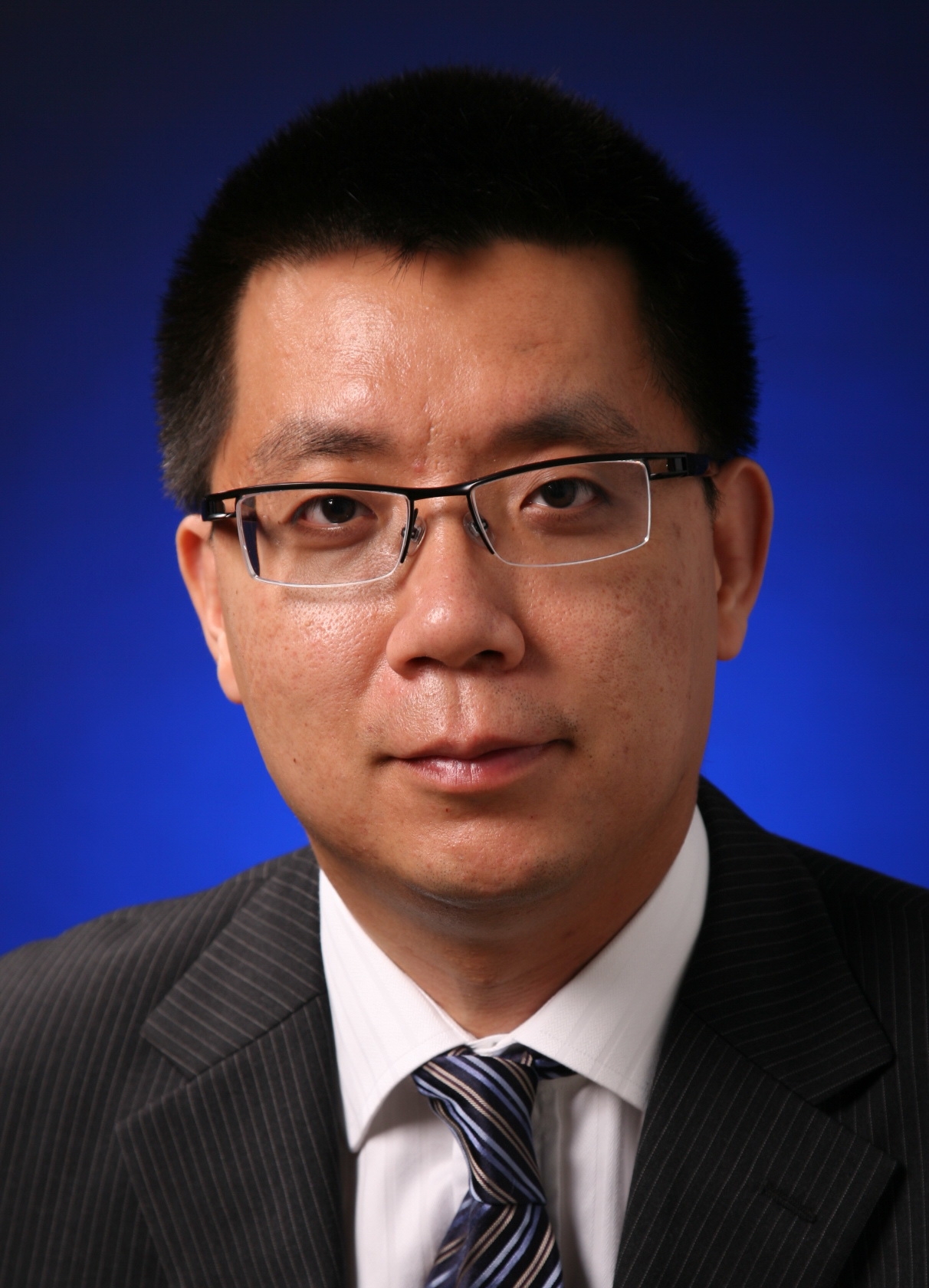 基金经理“同题异做”科技赛道 AI算力投资图谱现分歧