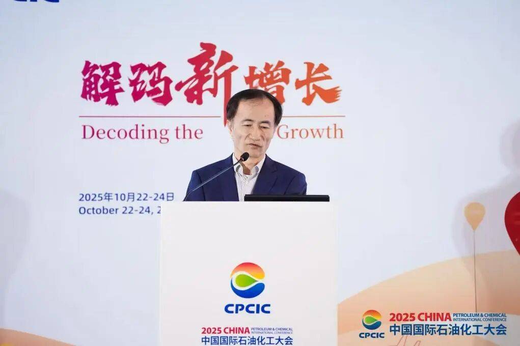 人保服务,人保伴您前行_2025-2030年中国大数据行业“十五五”：从“新石油”到“新水源”的价值投资时代