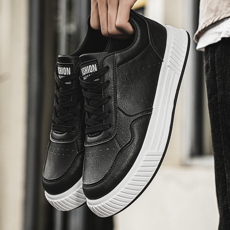 保险有温度,拥有“如意行”驾乘险,出行更顺畅!_2025-2030年中国男鞋行业消费趋势与投资前景分析