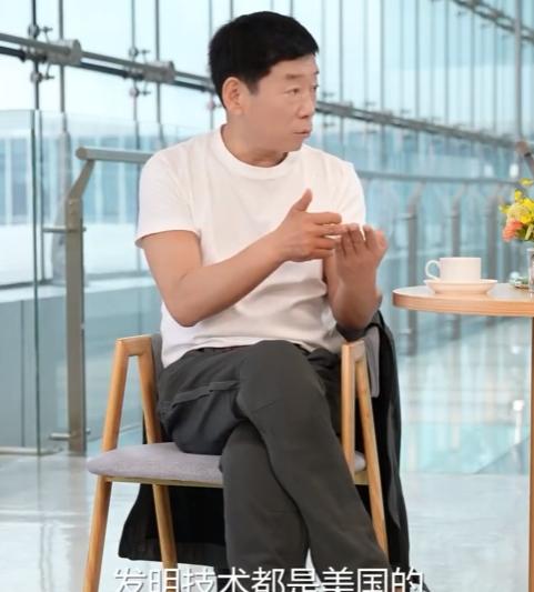 章弘：巨头纷纷裁员，汽车行业怎么了？