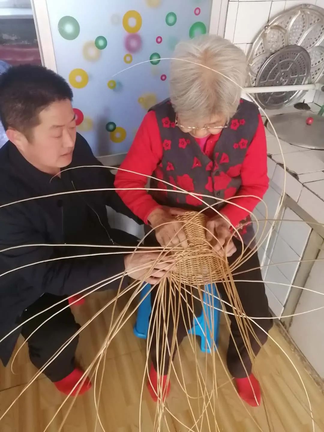 （乡村行・看振兴）山西长子：科技赋能非遗干卷 量产就业“双丰收”