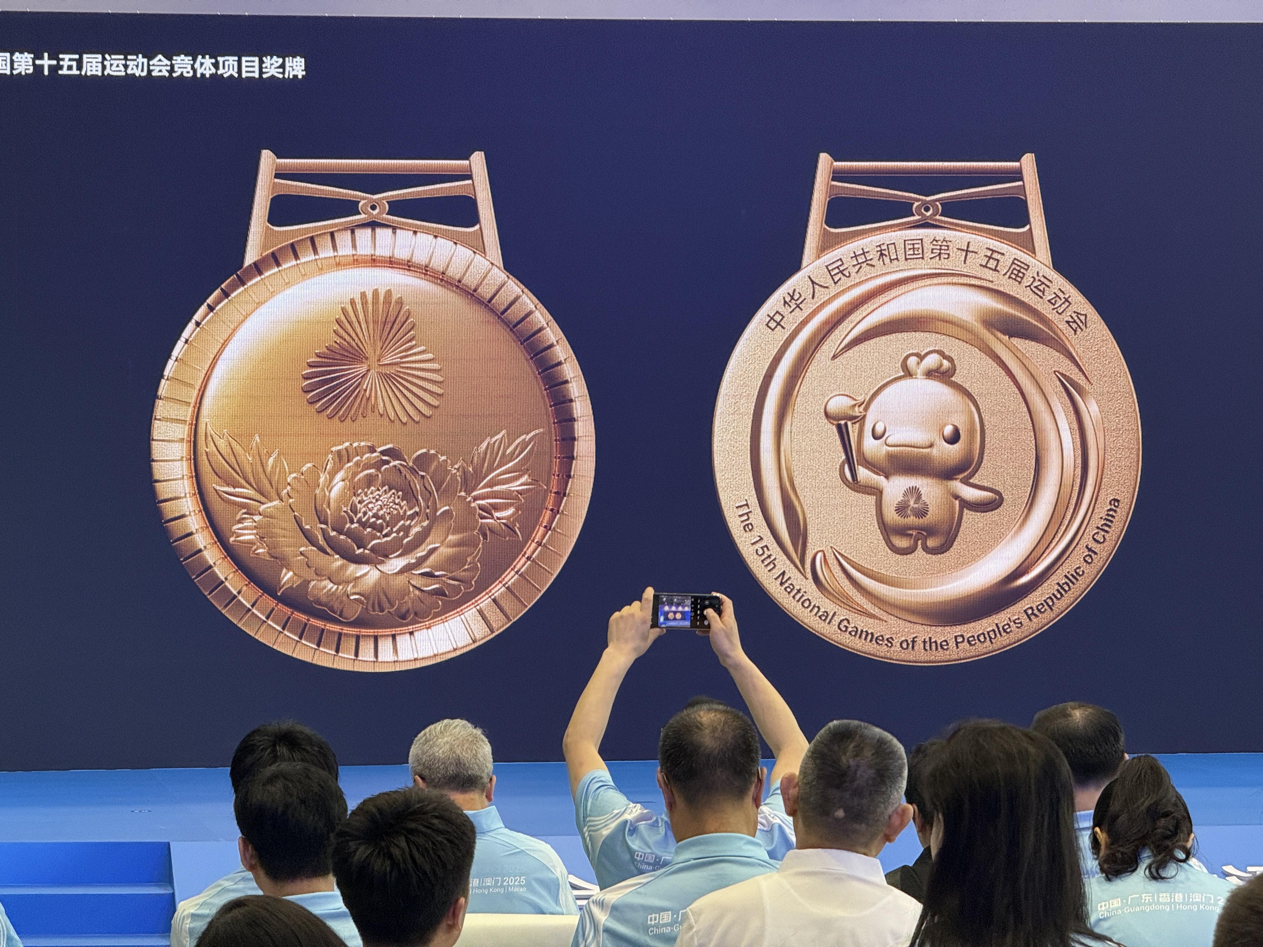 （粤港澳全运会）十五运会跳水项目比赛收官 练俊杰夺男子10米跳台金牌