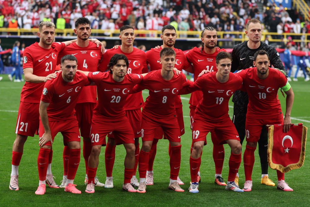 一架载有20人的土耳其军机在格鲁吉亚坠毁