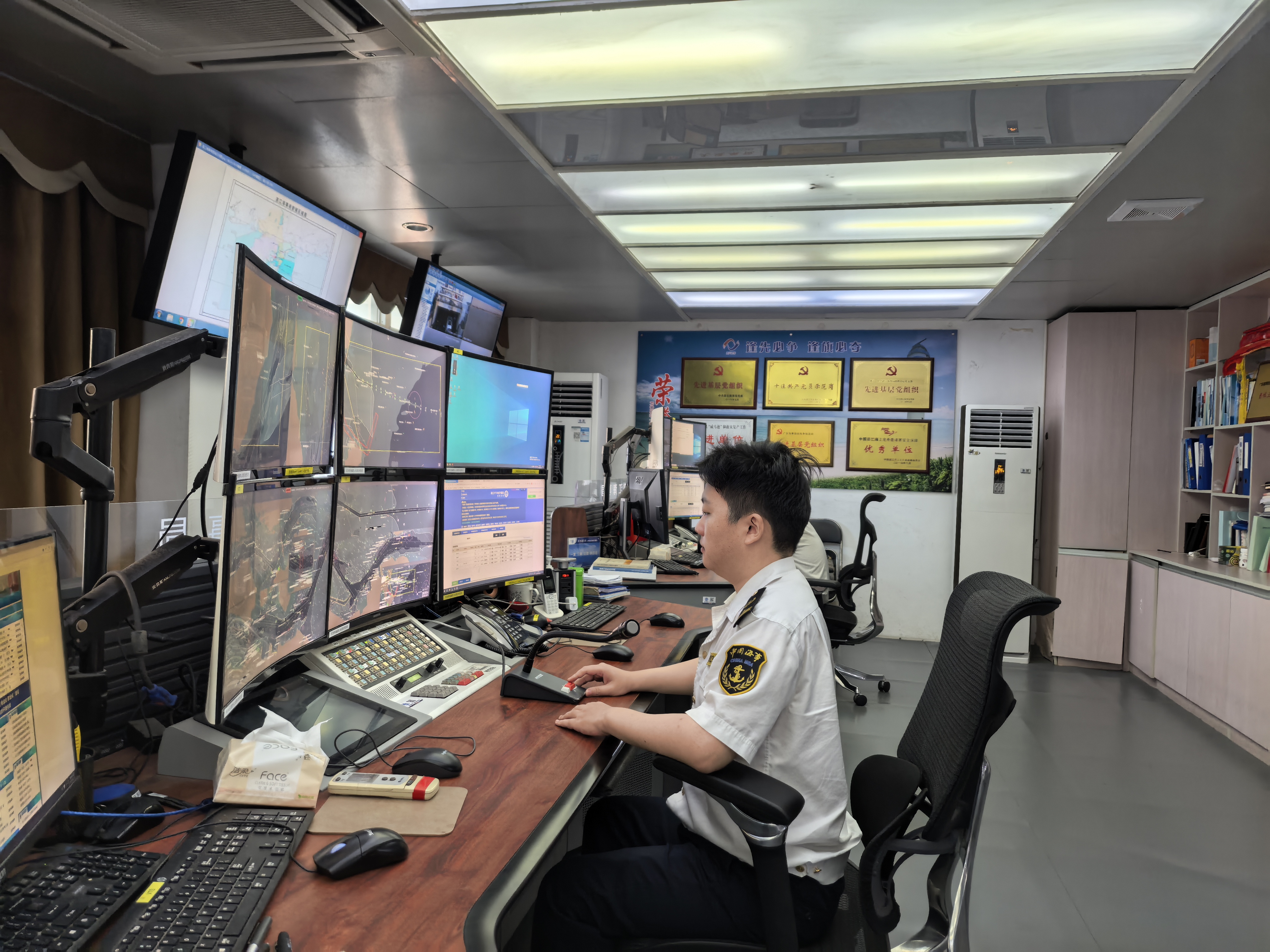 较强冷空气将南下袭琼 琼州海峡或停航