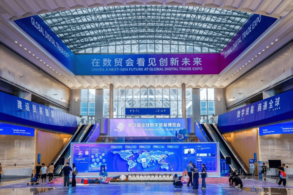 保险有温度,人保财险政银保 _2025-2030年中国电竞产业:全球化与本土化的市场博弈与投资机遇