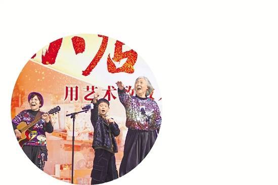 前摇滚乐手发动叛乱,这个西非国家陷入危局